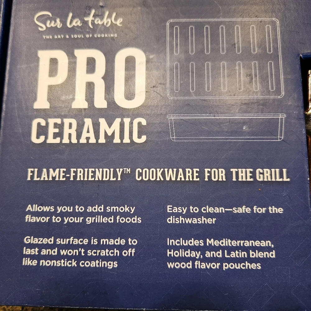 🎉Sur La Table Pro Ceramic Smoker Box
